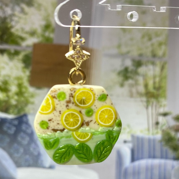 Lemonade! Lemon and mints Leaf 🍃 Dangle Earrings - Picture 4 of 5